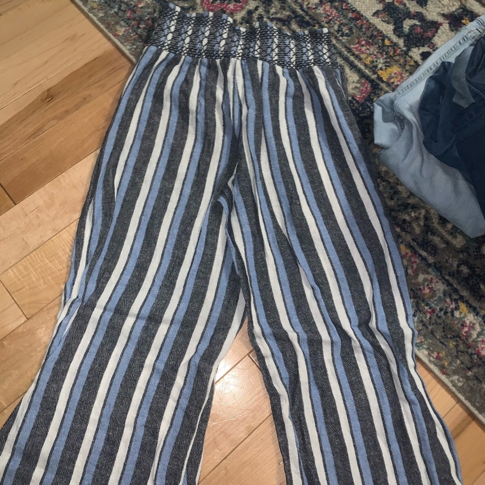 Cute striped flowy pants